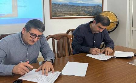 Signing the Agreement